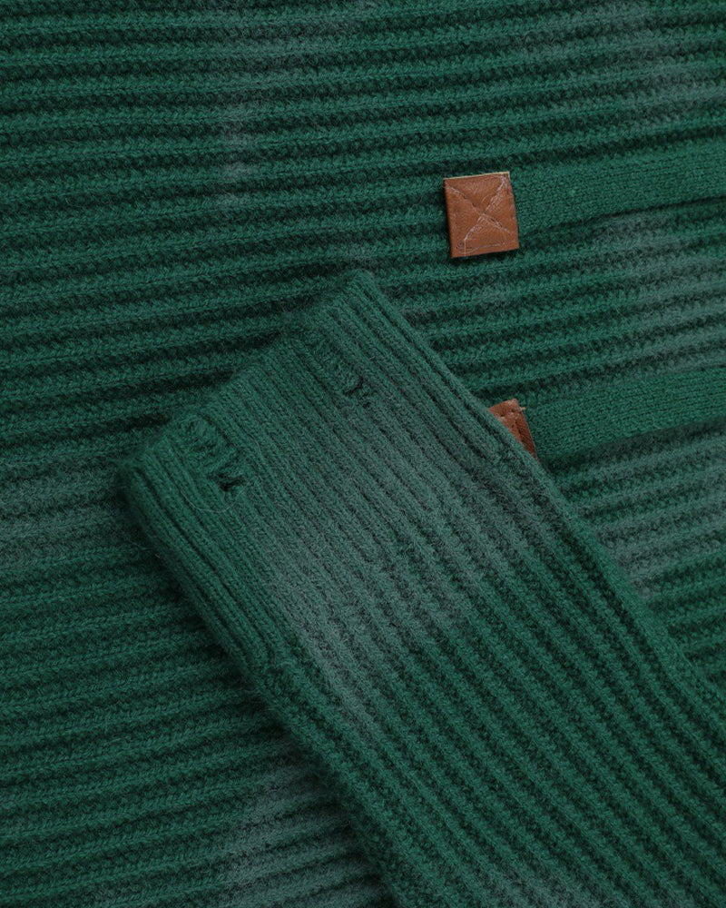 Loose-fitting casual knitwear