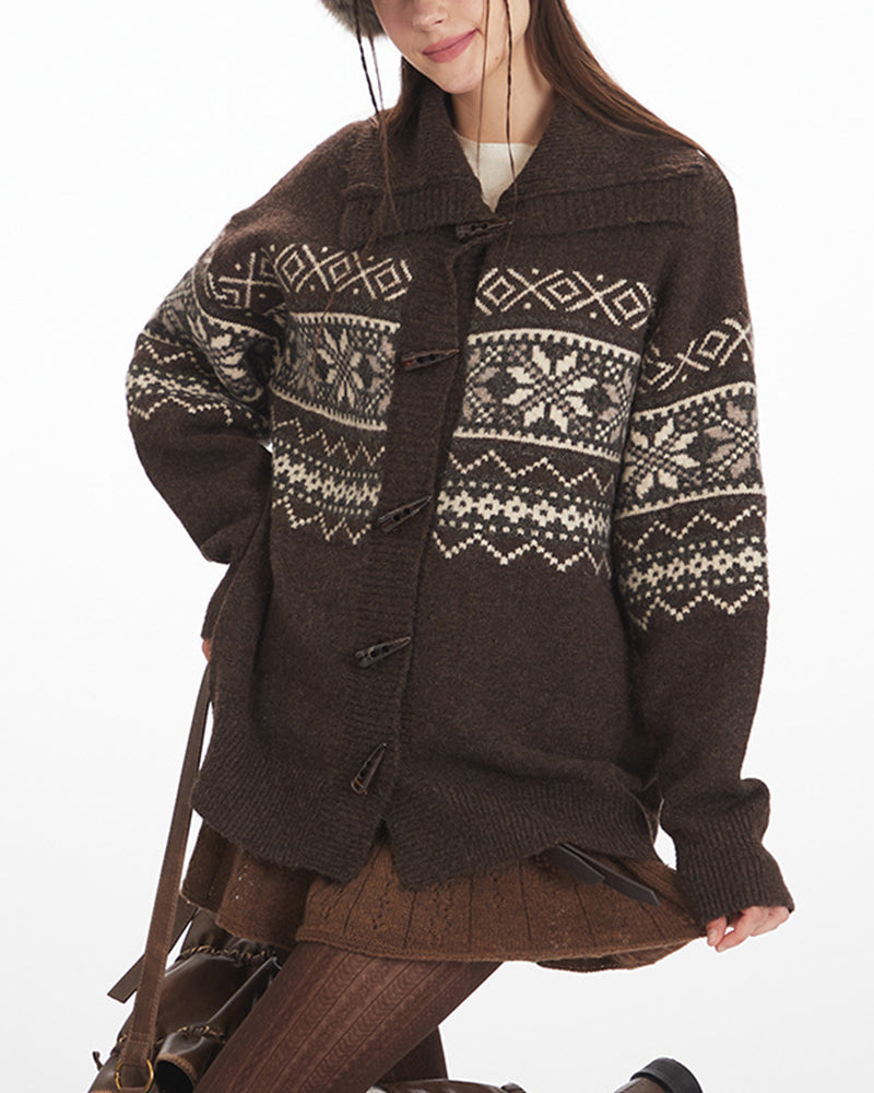 Horn button loose knitted jacket