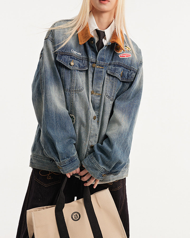 Denim jacket with multiple pockets