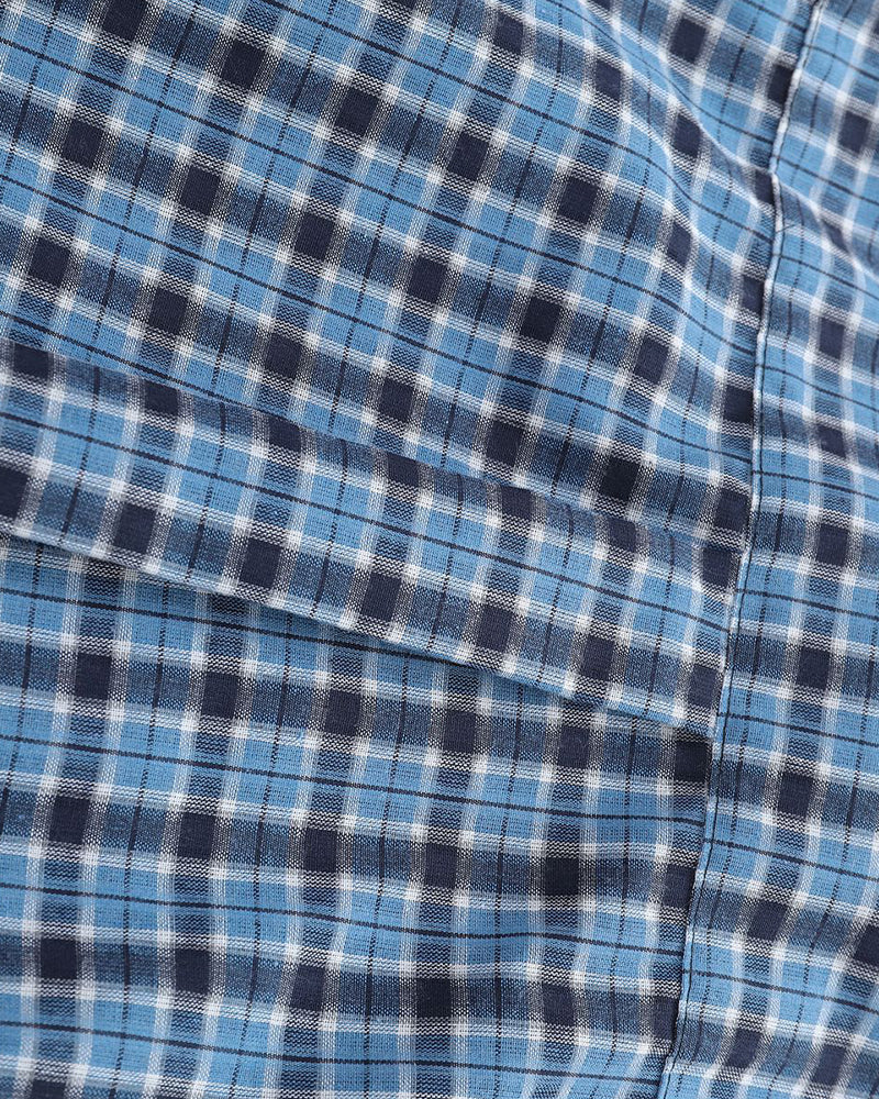 plaid long-sleeved shirt