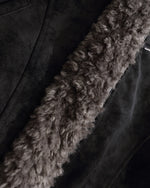 Retro-style short coat with fur collar