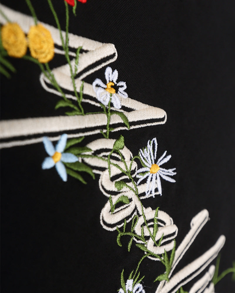 Floral embroidered short sleeves