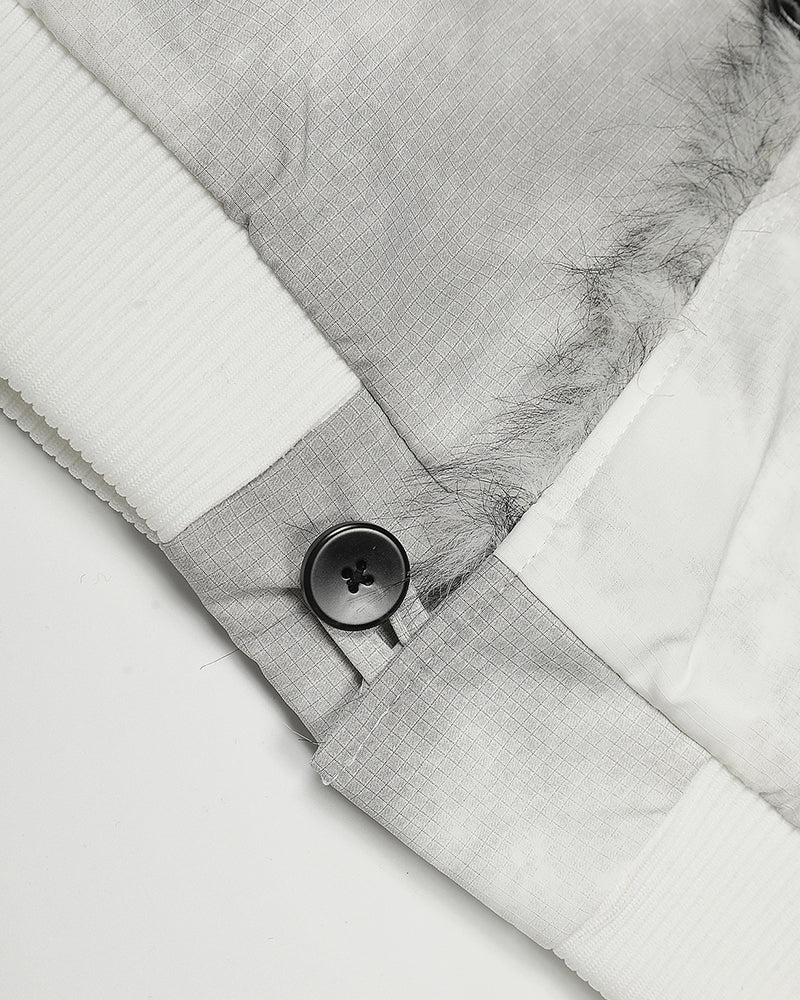 Short, versatile cotton-padded jacket