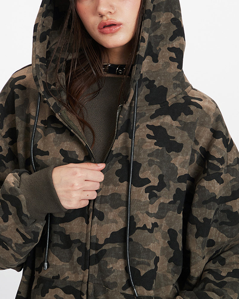 Retro camouflage hooded jacket