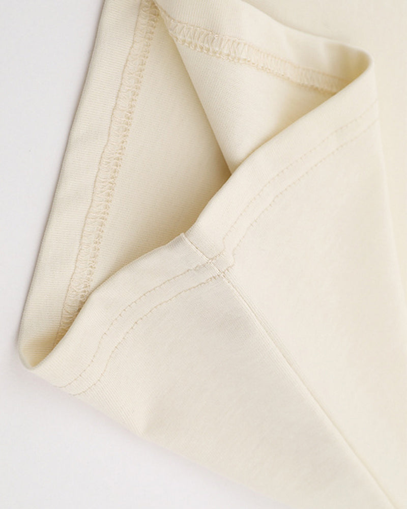 Color contrast short sleeves
