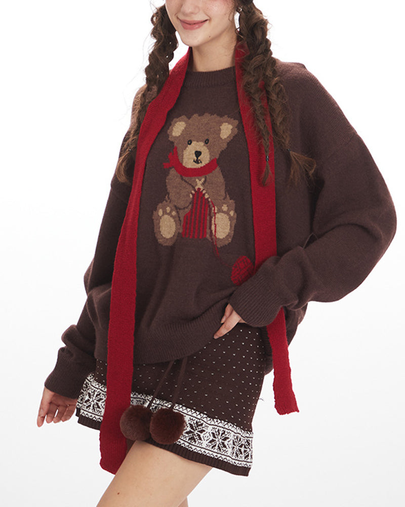 Bear-patterned loose-fitting knit sweater