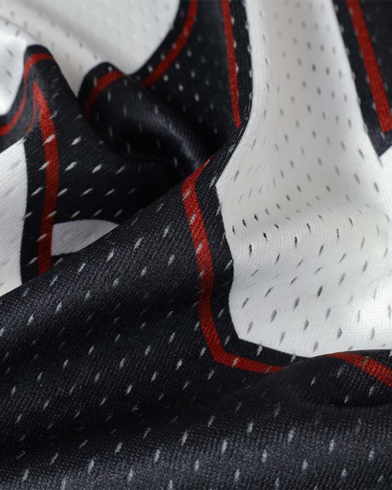 Color-blocked V-neck short-sleeved shirt