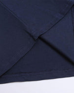 Contrast color lettering short sleeve shirt