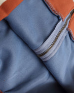 Contrast color lettering versatile jacket