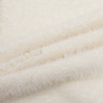 可愛配圍巾毛衣