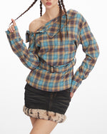 Slant collar plaid waist top (women's)
