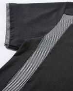 대조적인 컬러 스티칭 짧은 소매