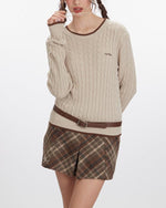 Embroidered striped crew neck sweater (women's style)
