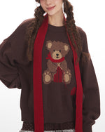 Bear-patterned loose-fitting knit sweater