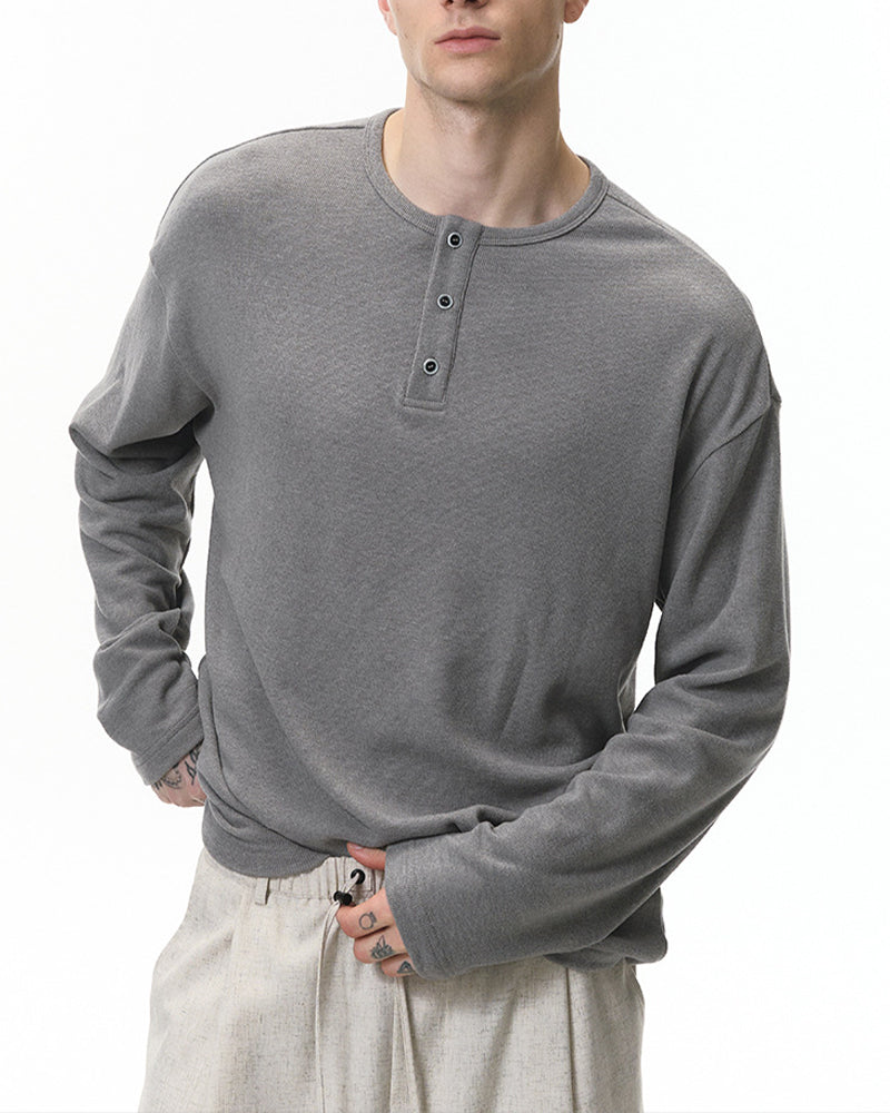 Simple and casual long-sleeved