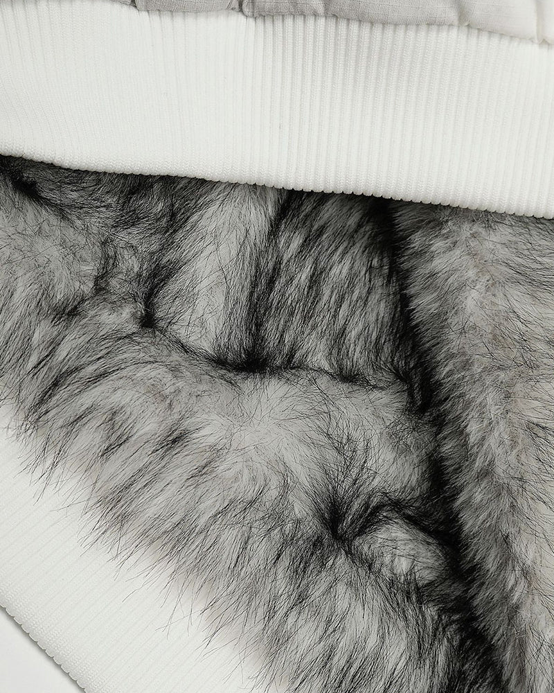 Short, versatile cotton-padded jacket