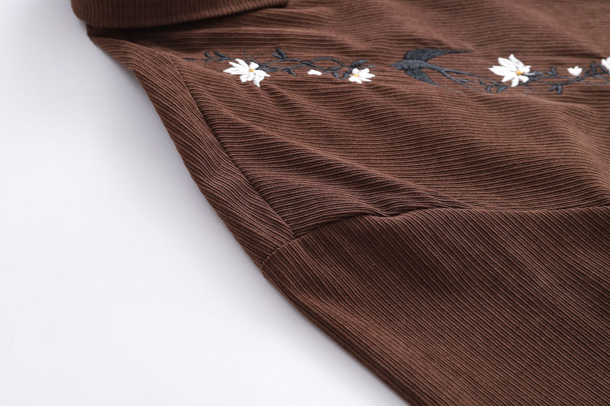 Floral embroidered long-sleeved shirt
