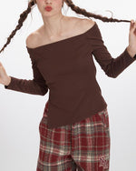 Sexy sloping shoulder neckline