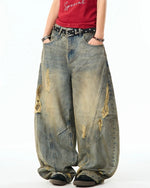 Washed distressed jeans