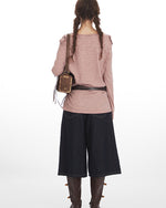 Simple, fitted top (women's)