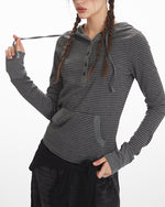 Slim-fit hooded long-sleeved top (women's)