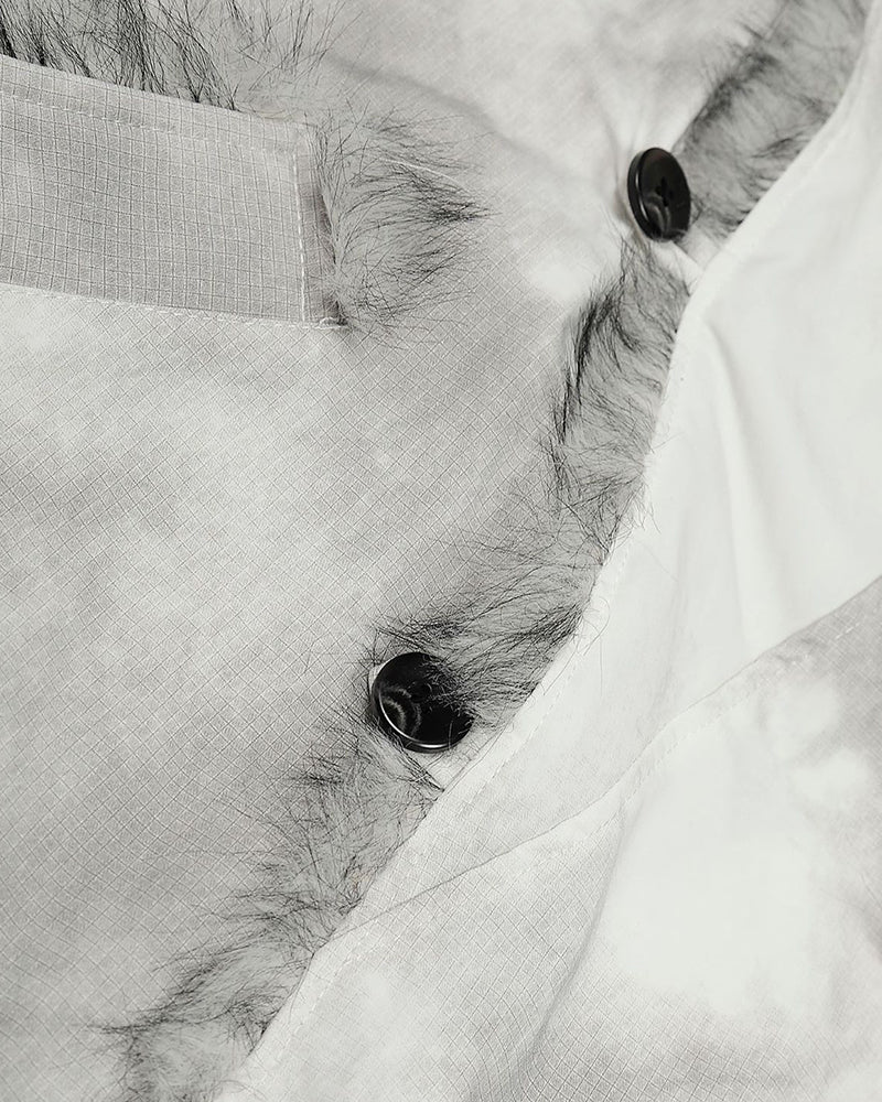 Short, versatile cotton-padded jacket