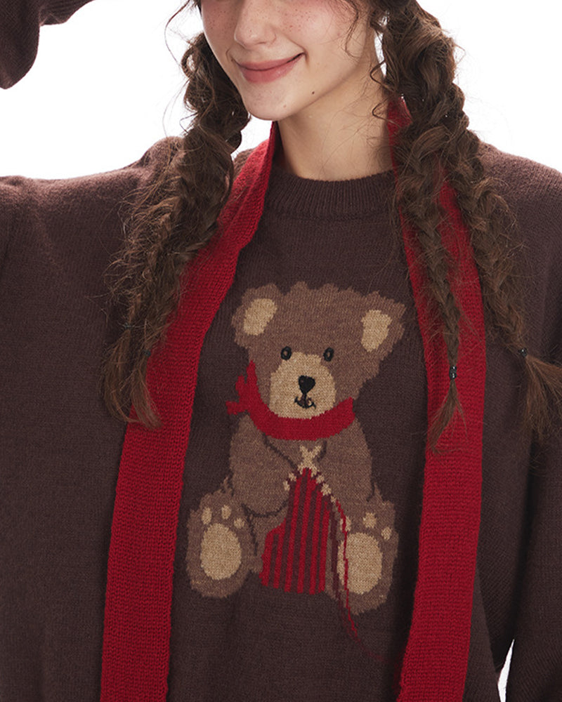 Bear-patterned loose-fitting knit sweater