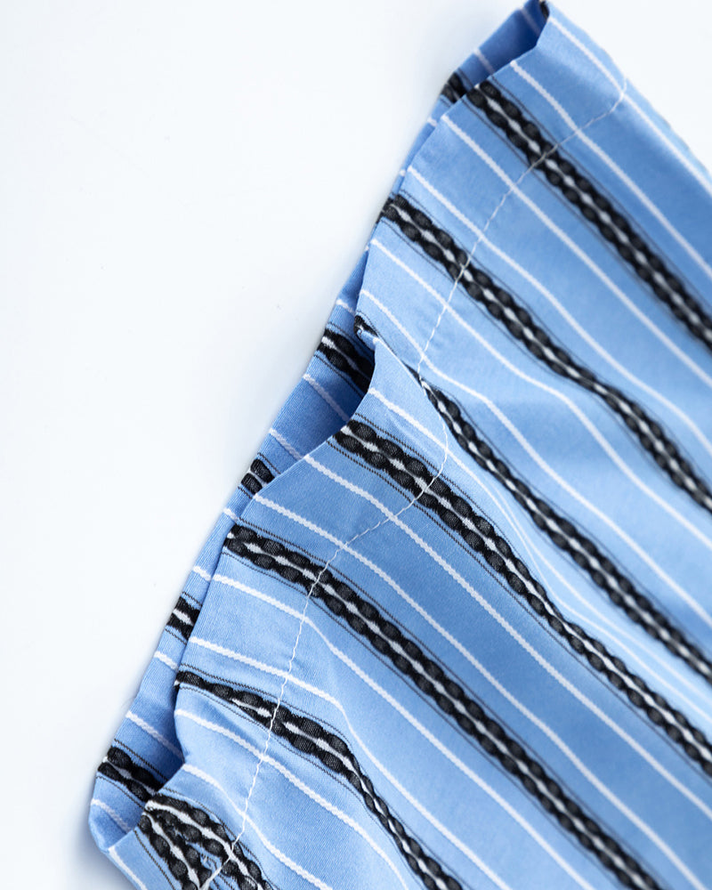 Simple striped short-sleeved shirt