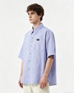 Casual plaid short-sleeved shirt