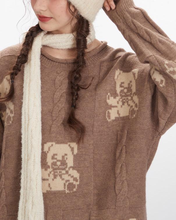 Retro Bear Versatile Sweater