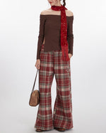 Sexy sloping shoulder neckline