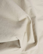 Embroidered zip-up short-sleeved shirt