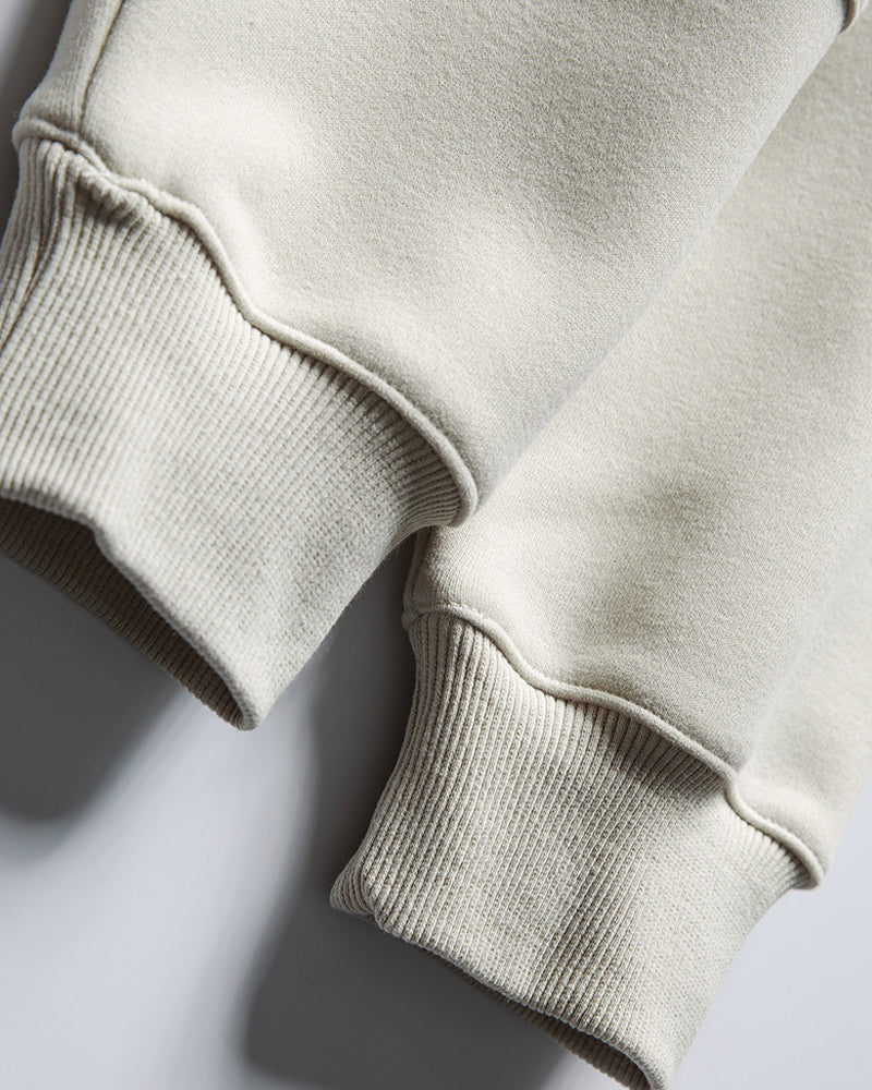 Fleece-lined crew neck pullover sweatshirt