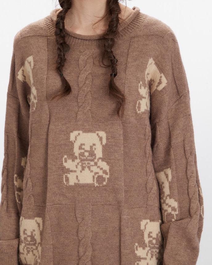 Retro Bear Versatile Sweater