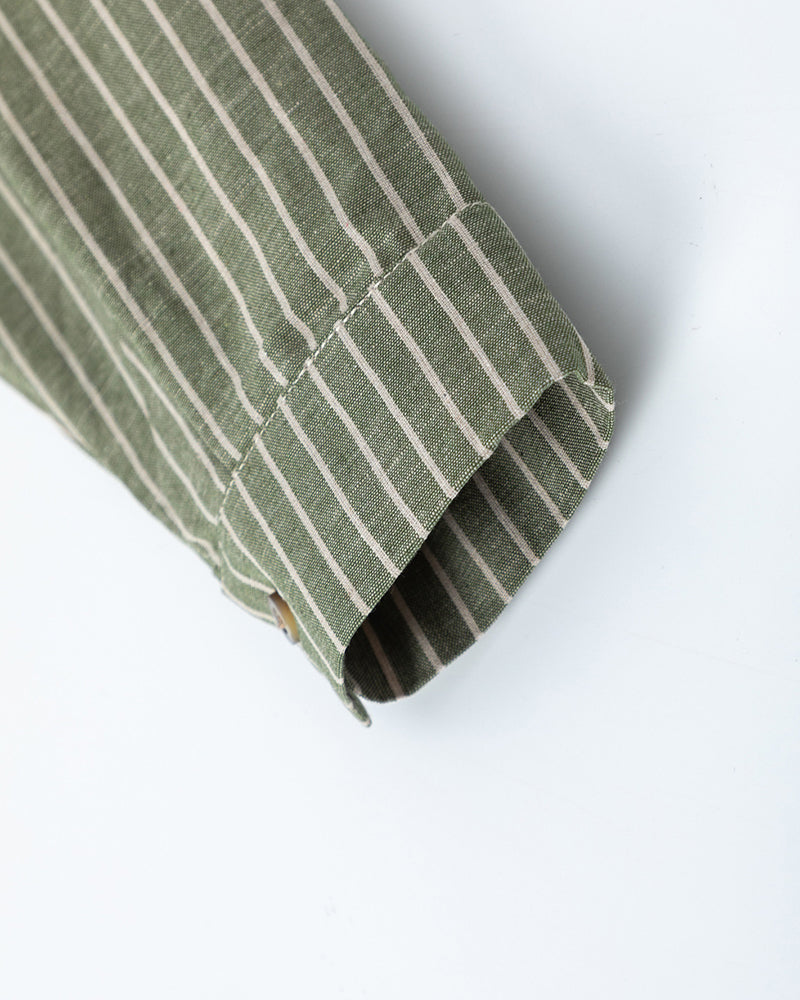 Vertical striped long-sleeved shirt