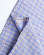 Casual plaid short-sleeved shirt