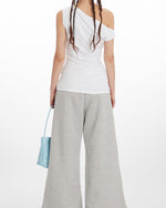 Hot girl seamless short sleeve vest