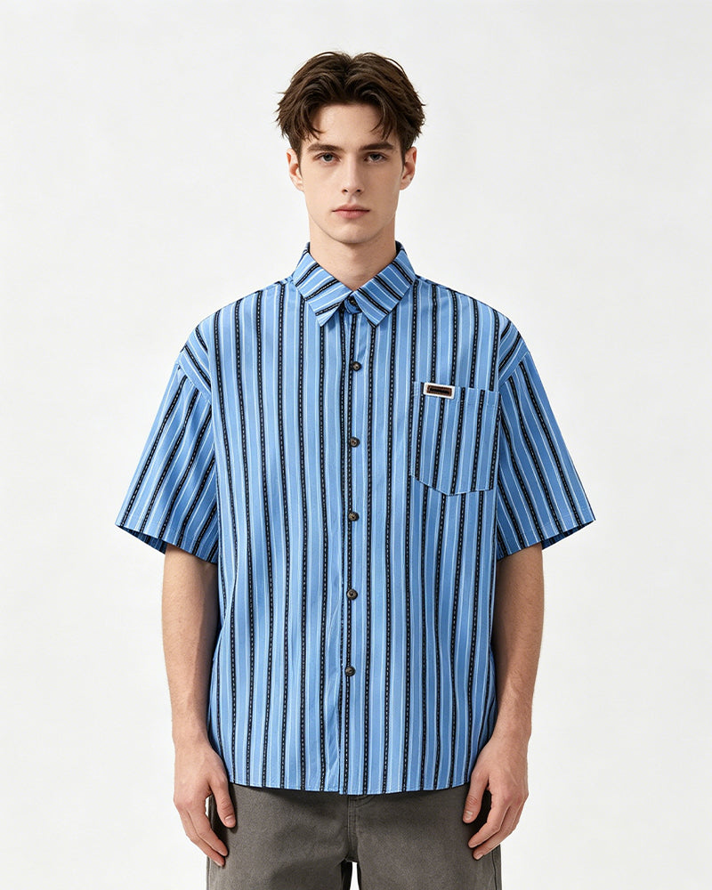 Simple striped short-sleeved shirt