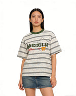 대조적인 줄무늬 짧은 소매