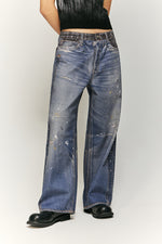 復古水洗破洞牛仔褲