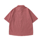 Fun plaid short-sleeved shirt