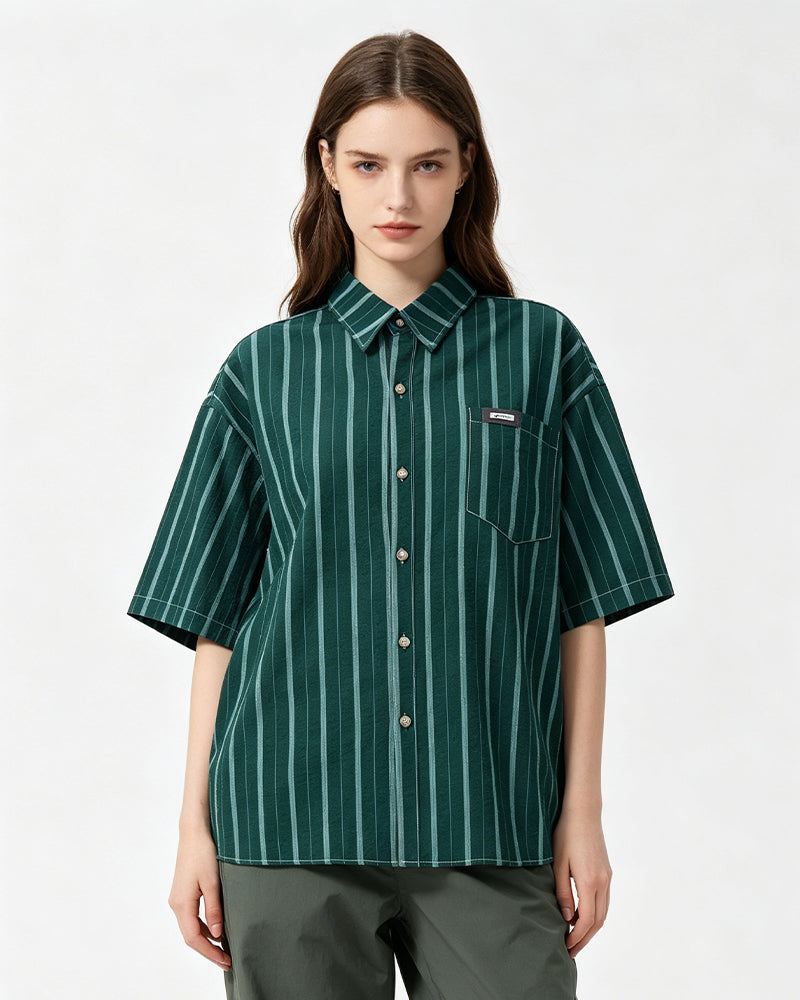 Simple striped short-sleeved shirt