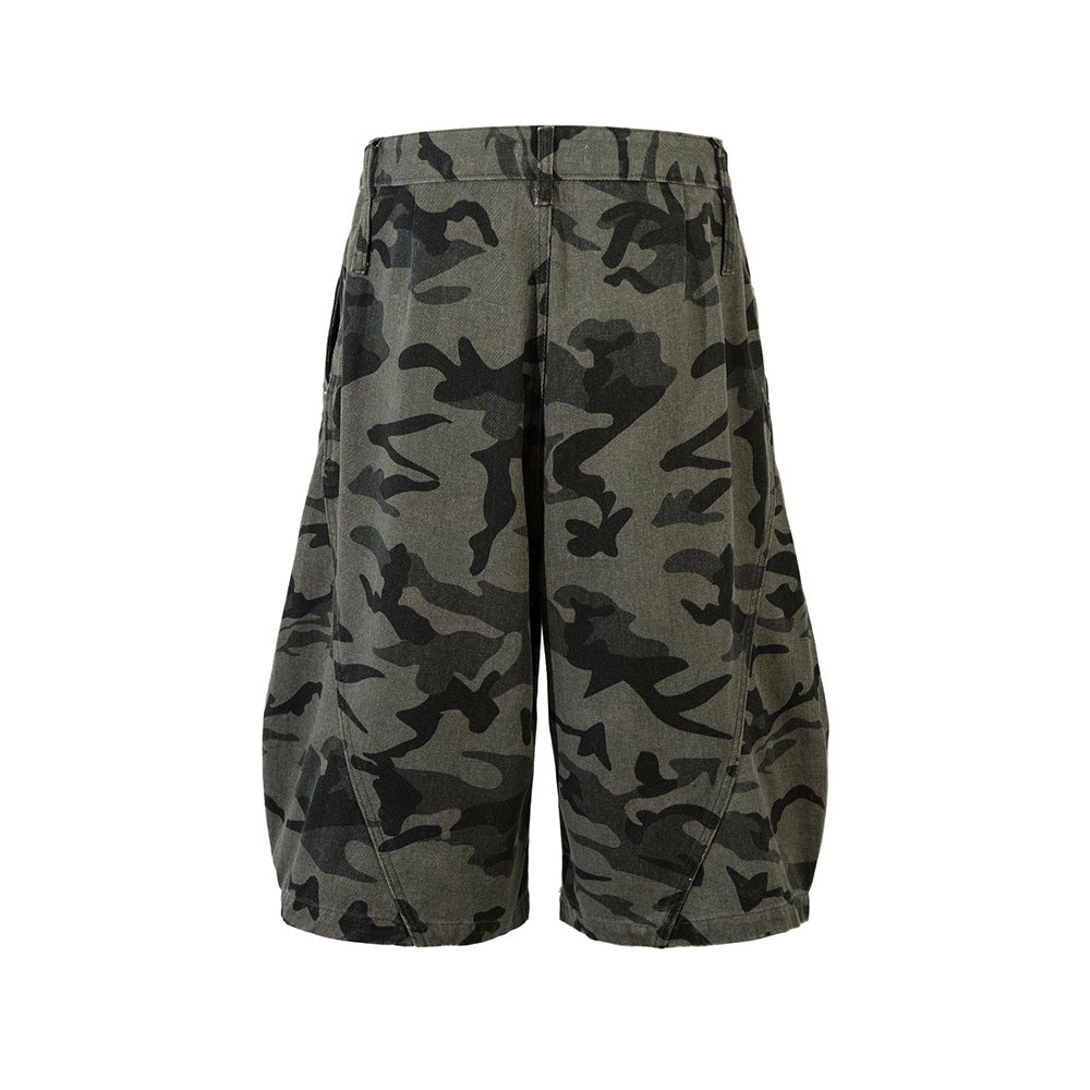 Vintage washed camouflage shorts