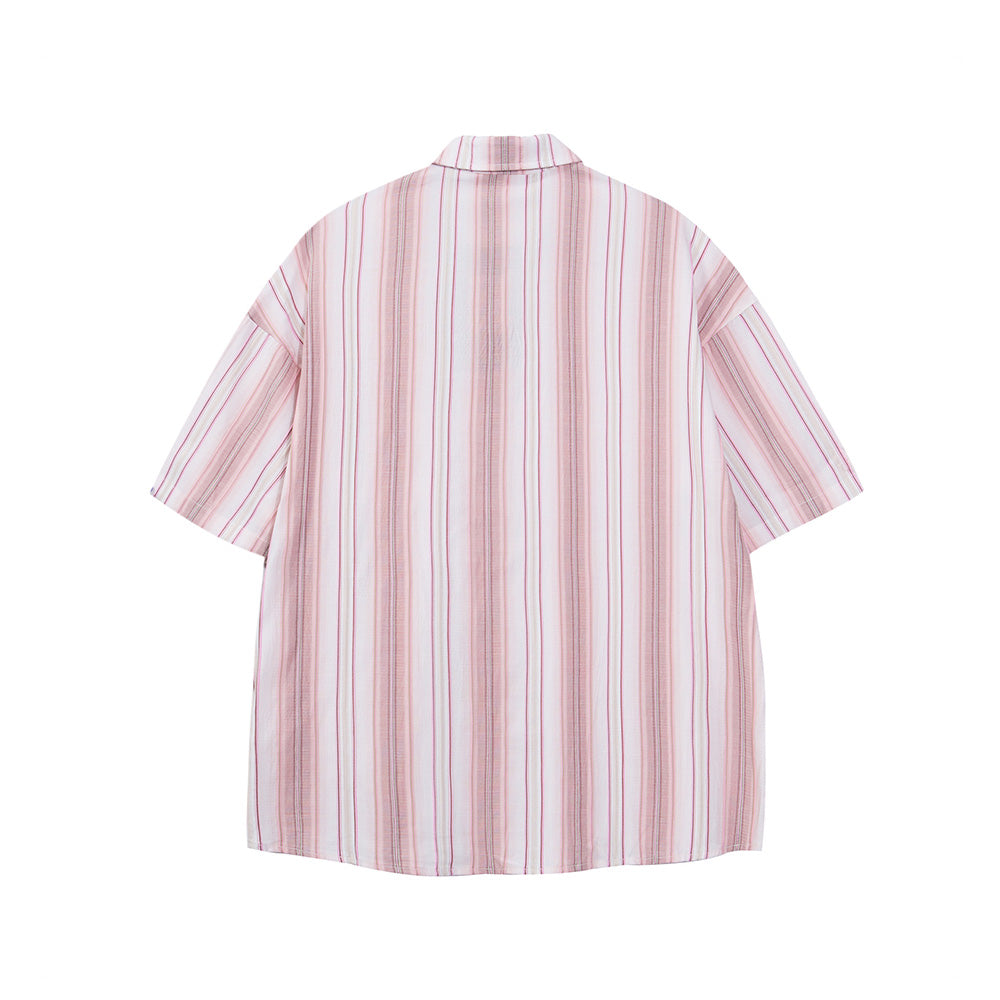 Vertical striped short-sleeved shirt