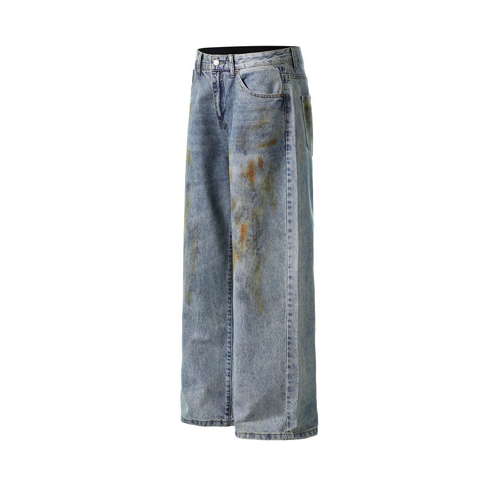 Distressed ripped jeans