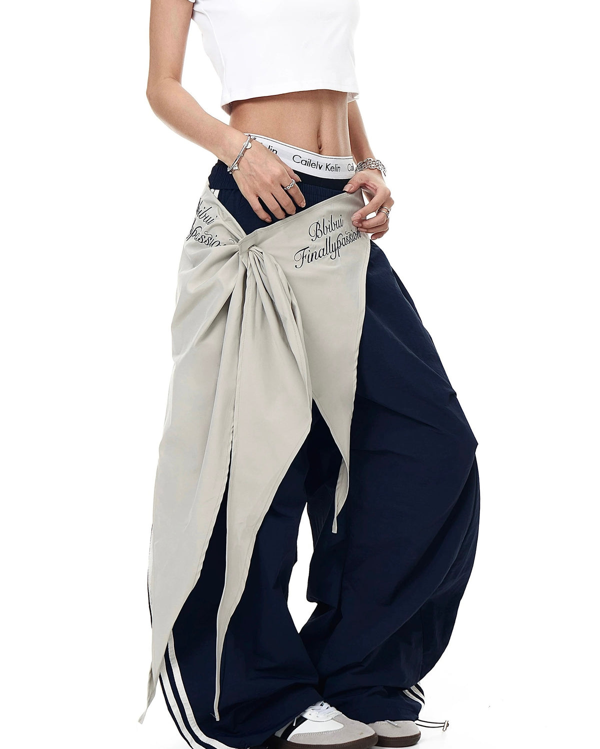 Retro casual trousers