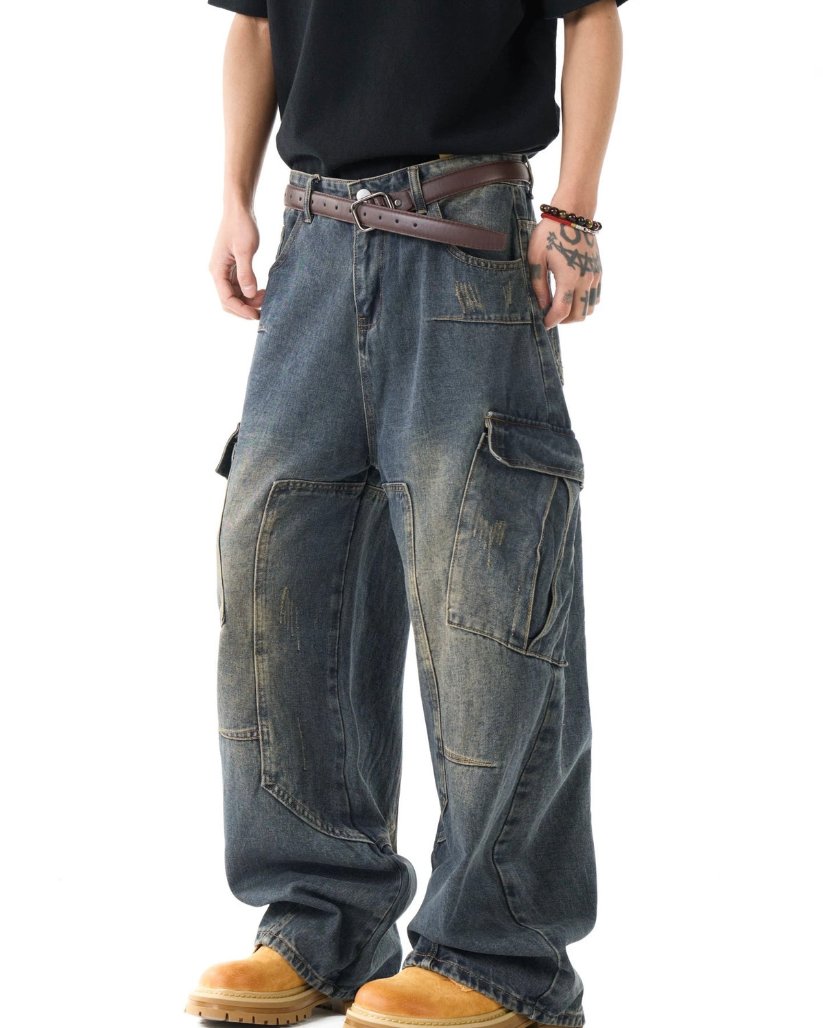 Distressed multi-pocket jeans