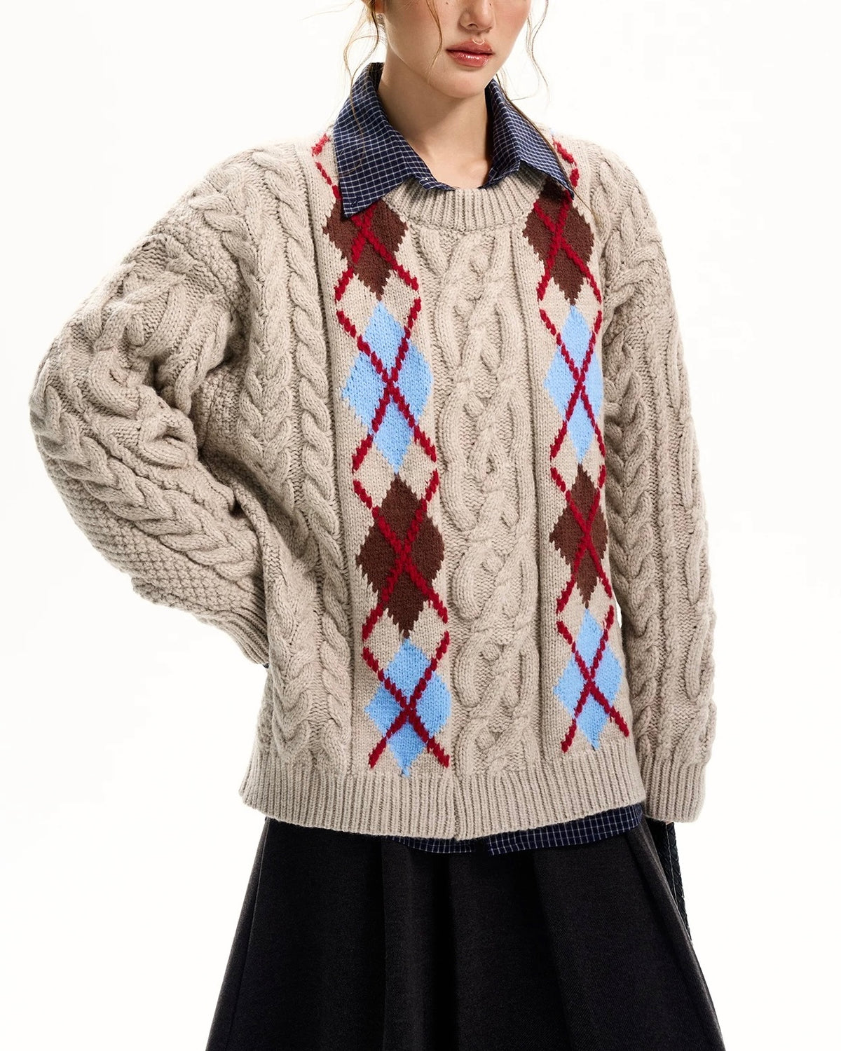 菱形格麻花辮套頭毛衣