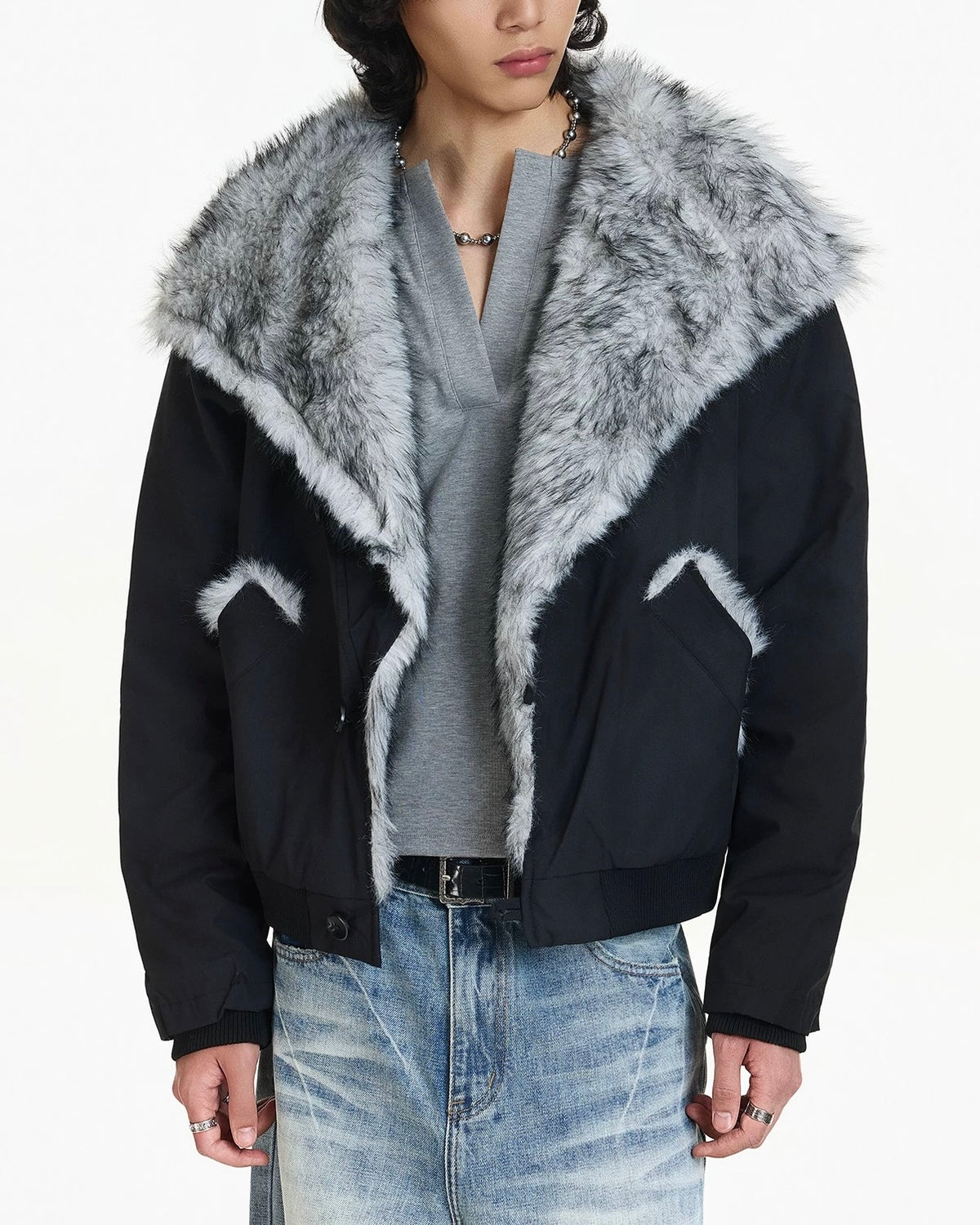 Short, versatile cotton-padded jacket