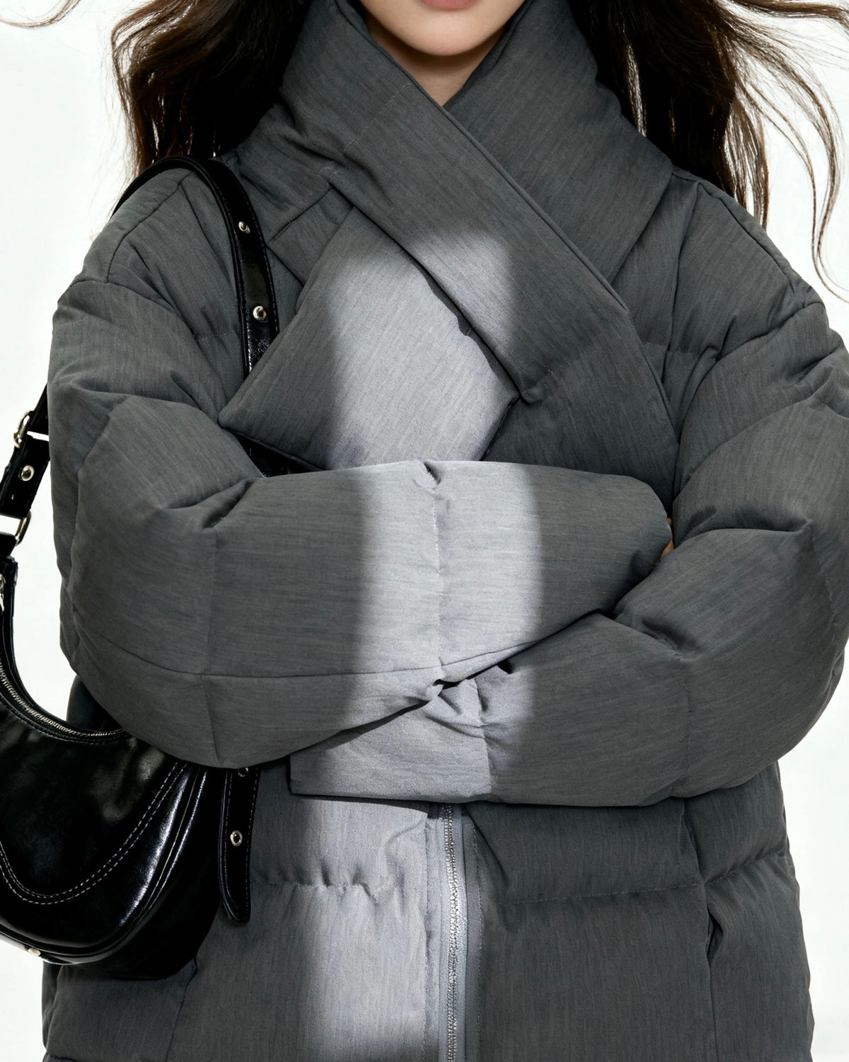 두껍고 따뜻한 스카프 코트